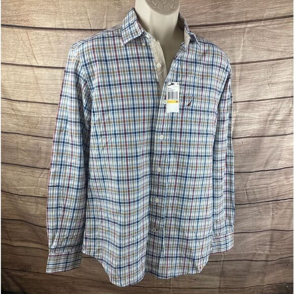 Mens size medium long sleeve button up NWT shirt by Nautica - Picture 4 of 10